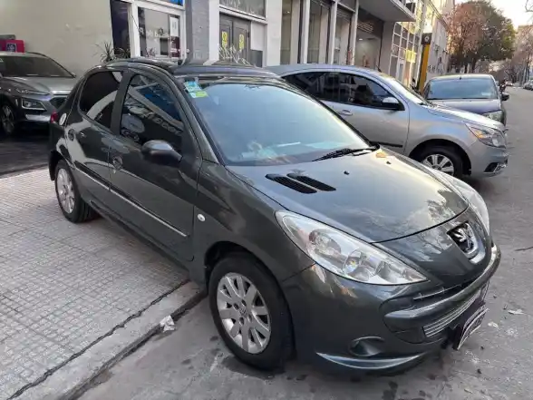 Peugeot 207 1.6 Feline 106Cv 2012 - foto 2