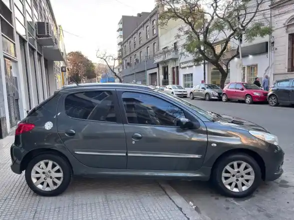 Peugeot 207 1.6 Feline 106Cv 2012 - foto 4