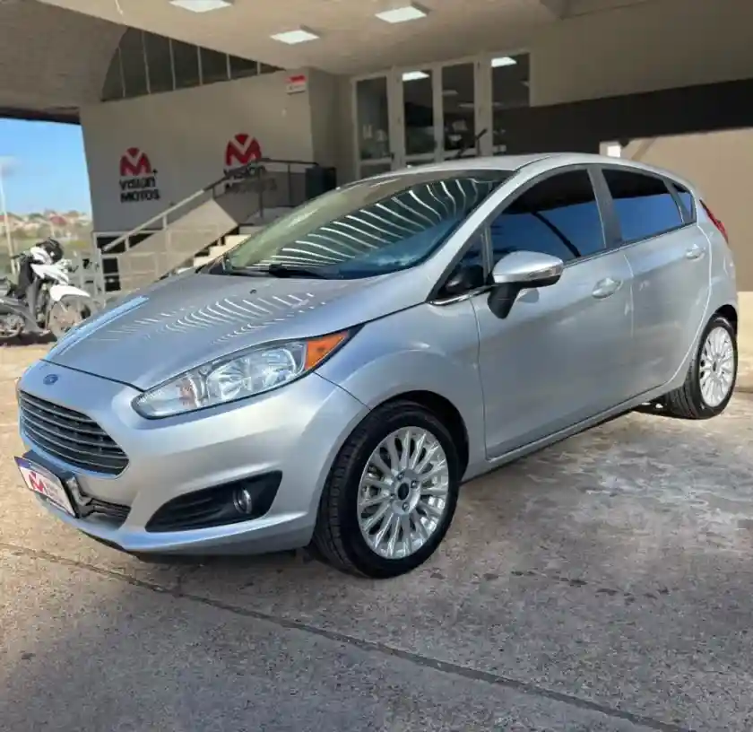 Ford Fiesta 2016 - foto 1