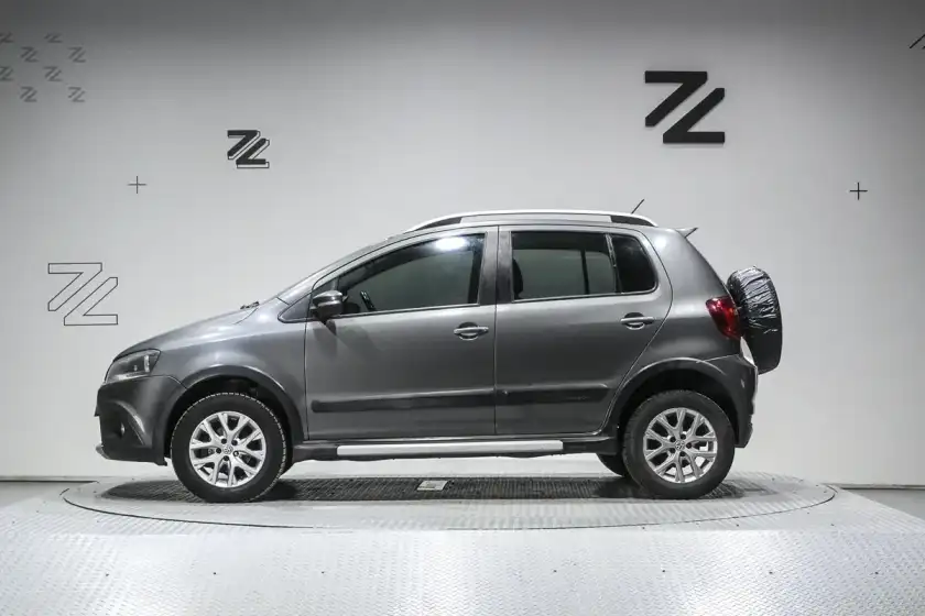 Volkswagen Crossfox 1.6 Highline 2013 - foto 5