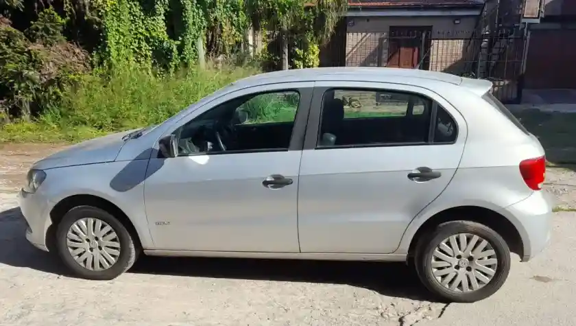 Volkswagen Gol Trend 1.6 Pack Ii 101Cv 5P 2016 - foto 2