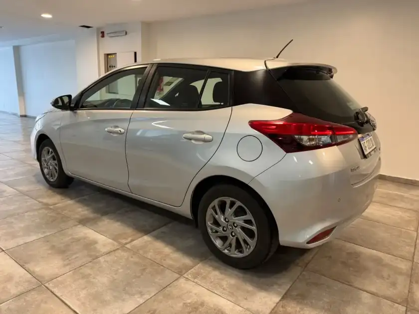Toyota Yaris 1.5 107Cv Xls Cvt 2022 - foto 4