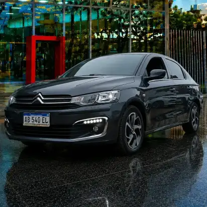 Citroën C-Elysee 1.6 Shine Vti 115 At 2017 - foto 1