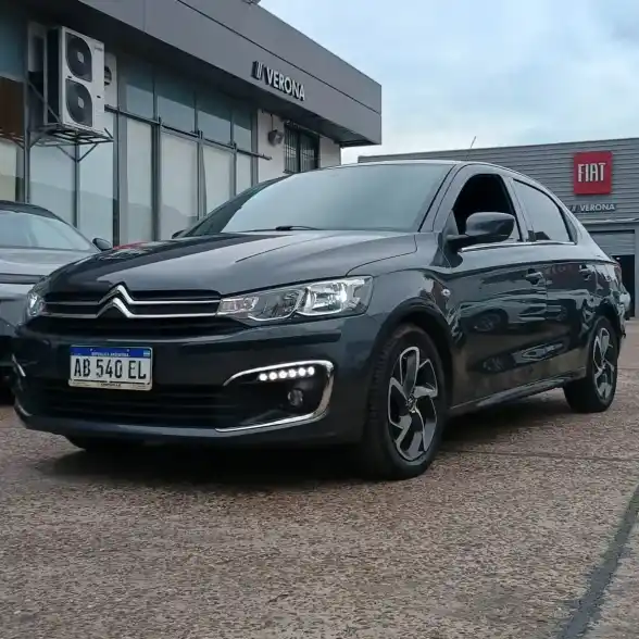 Citroën C-Elysee 1.6 Shine Vti 115 At 2017 - foto 2