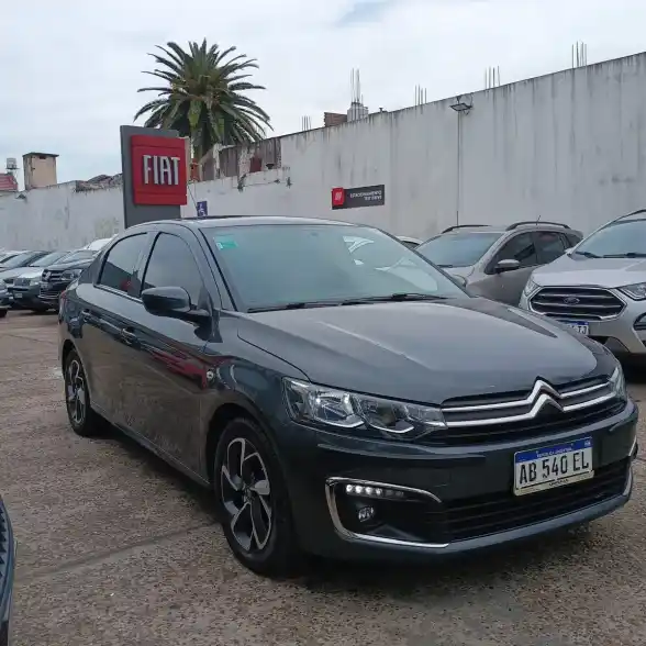 Citroën C-Elysee 1.6 Shine Vti 115 At 2017 - foto 3