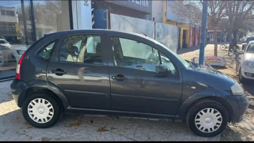 Citroën C3 1.4 I X 2007 - foto 4