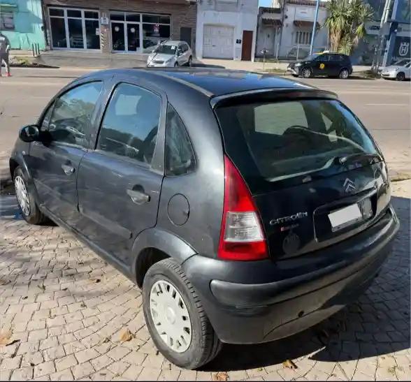 Citroën C3 1.4 I X 2007 - foto 5