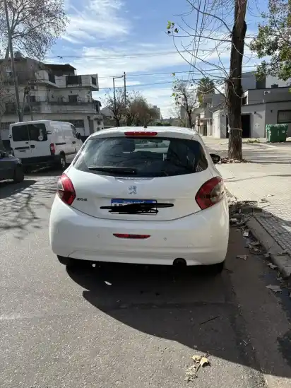 Peugeot 208 1.6 Active 2019 - foto 5