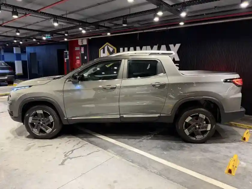 Fiat Toro 1.3 T270 Volcano 4X2 At 2026 - foto 3