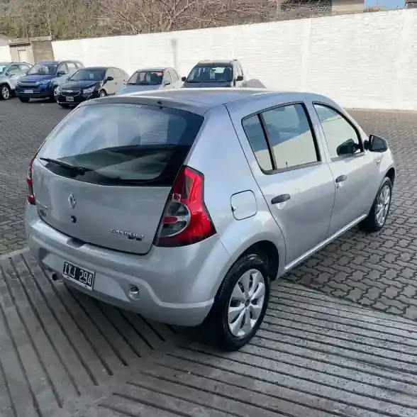 Renault Sandero 1.6 Pack 2010 - foto 4