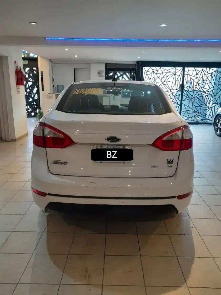 Ford Fiesta 1.6 Se Plus 2015 - foto 5