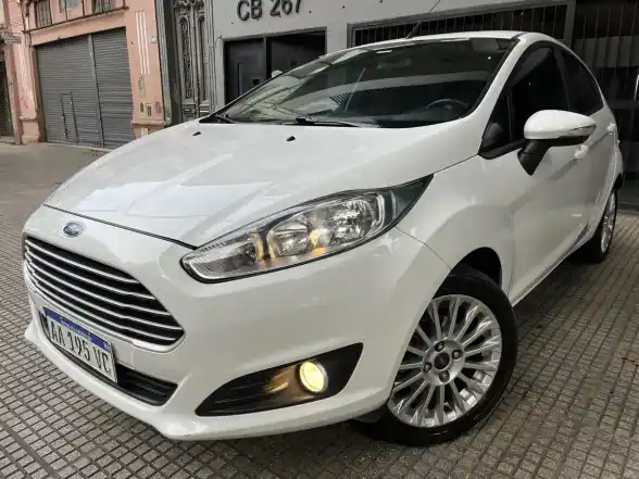 Ford Fiesta Kinetic 1.6 Se 120Cv 2016 - foto 1