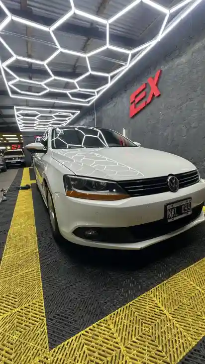 Volkswagen Vento 2.5 Luxury 170Cv 2013 - foto 1