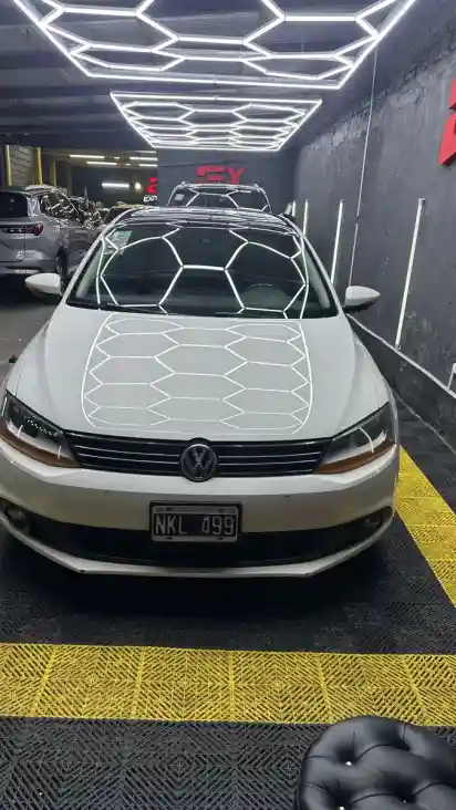 Volkswagen Vento 2.5 Luxury 170Cv 2013 - foto 2