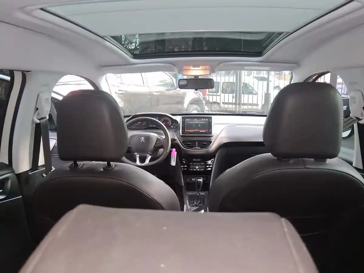Peugeot 2008 1.6 Feline Tiptronic 2021 - foto 3