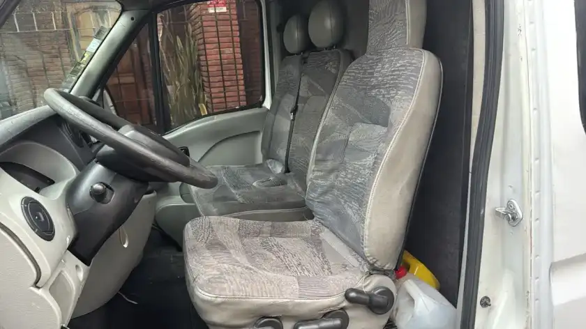 Renault Master 2.5 Ph3 Dci120 L1H1 Pkcn Furgon Corto 2012 - foto 4