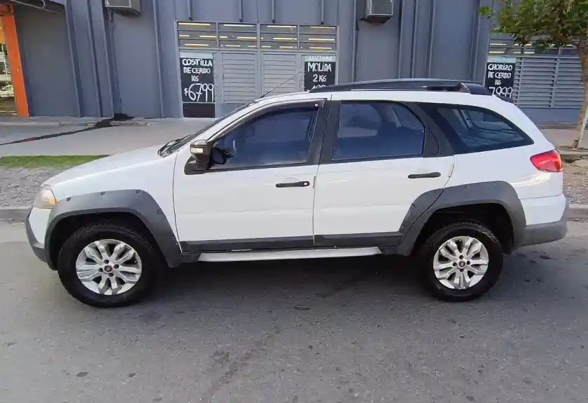 Fiat Palio 1.6 Adventure Pack Seguridad + Alarma 2014 - foto 2