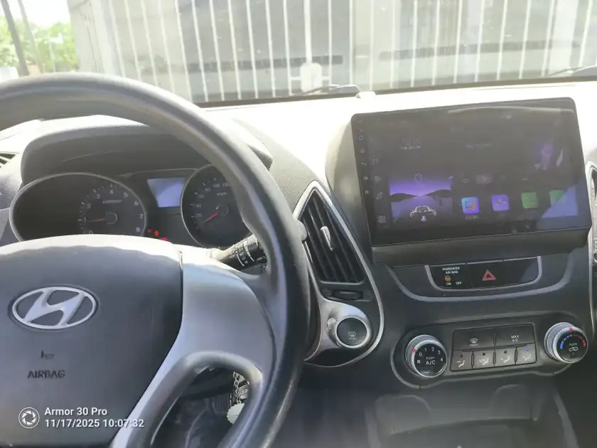 Hyundai Tucson 2.0 Gl 6At 2Wd 2011 - foto 4
