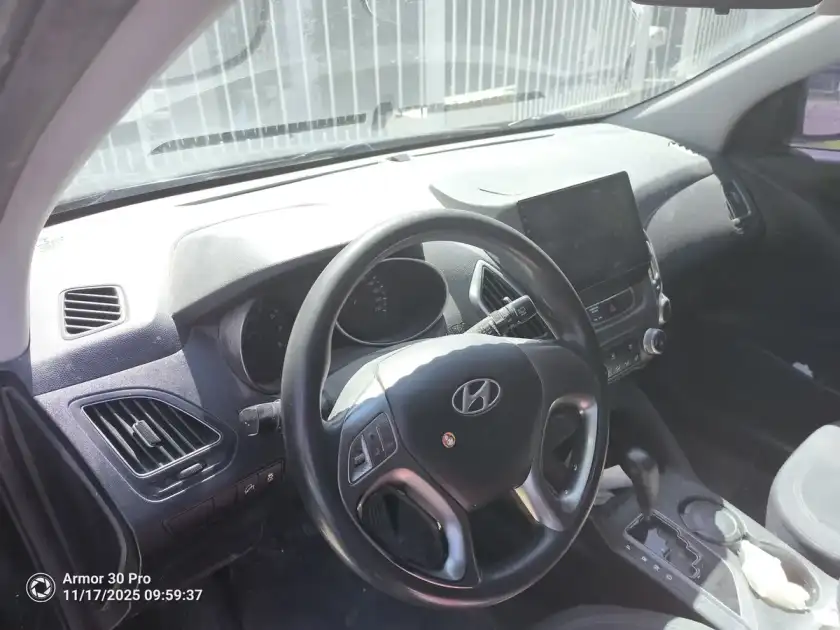 Hyundai Tucson 2.0 Gl 6At 2Wd 2011 - foto 5