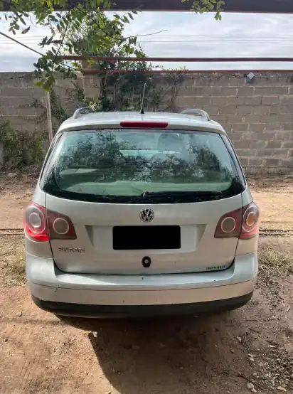 Volkswagen Suran 1.6 I Comfortline 90A 2010 - foto 5
