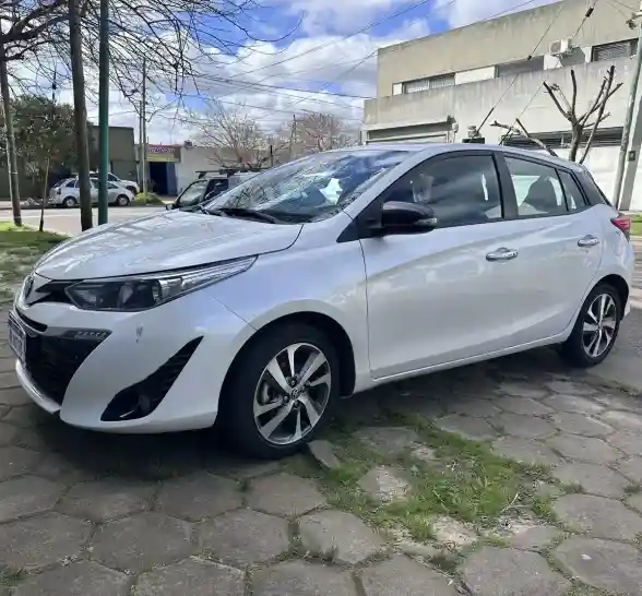 Toyota Yaris 1.5 107Cv S Cvt 2020 - foto 1