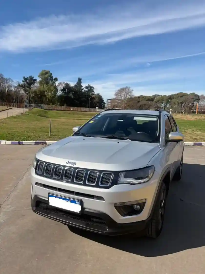 Jeep Compass 2.4 Longitude Plus 4X4 2018 - foto 2