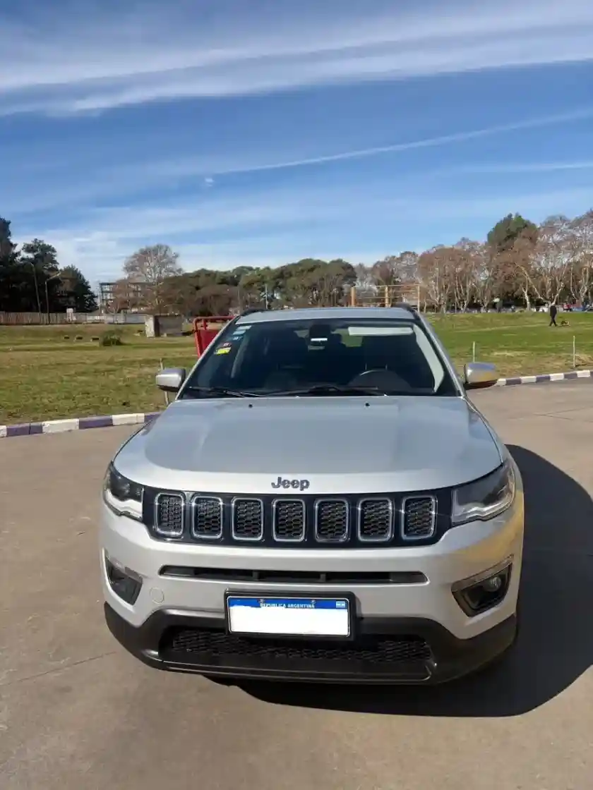 Jeep Compass 2.4 Longitude Plus 4X4 2018 - foto 3