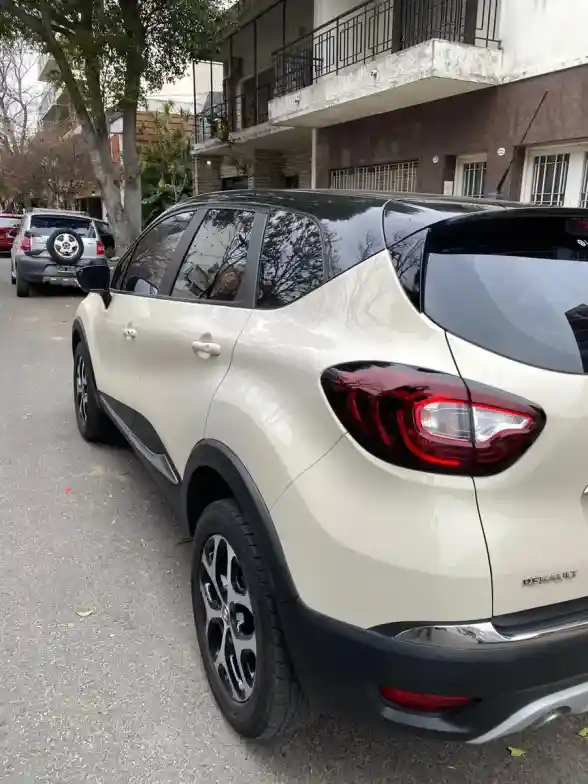 Renault Captur 2.0 Intens Manual 2018 - foto 5