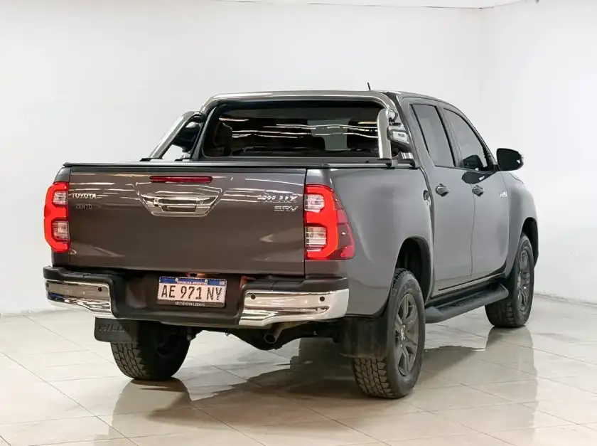Toyota Hilux Pick-Up 2.8 Cd Srv 204Cv 4X2 2021 - foto 2