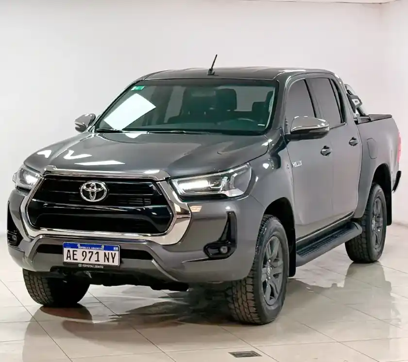 Toyota Hilux Pick-Up 2.8 Cd Srv 204Cv 4X2 2021 - foto 3