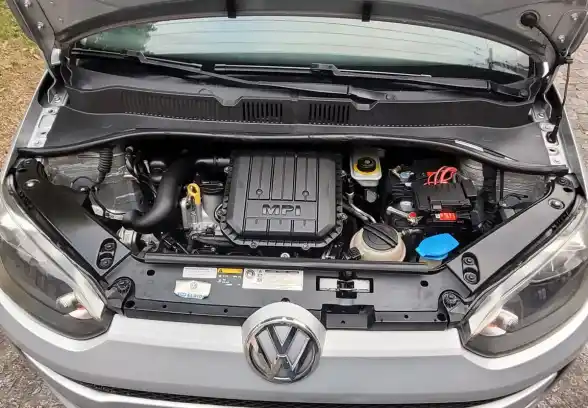 Volkswagen Up! 1.0 Move Up! 75Cv 3 P 2014 - foto 5