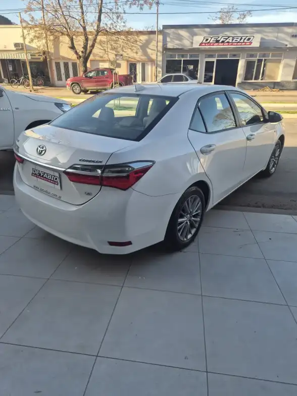 Toyota Corolla 1.8 Xei Cvt Pack 140Cv 2018 - foto 5
