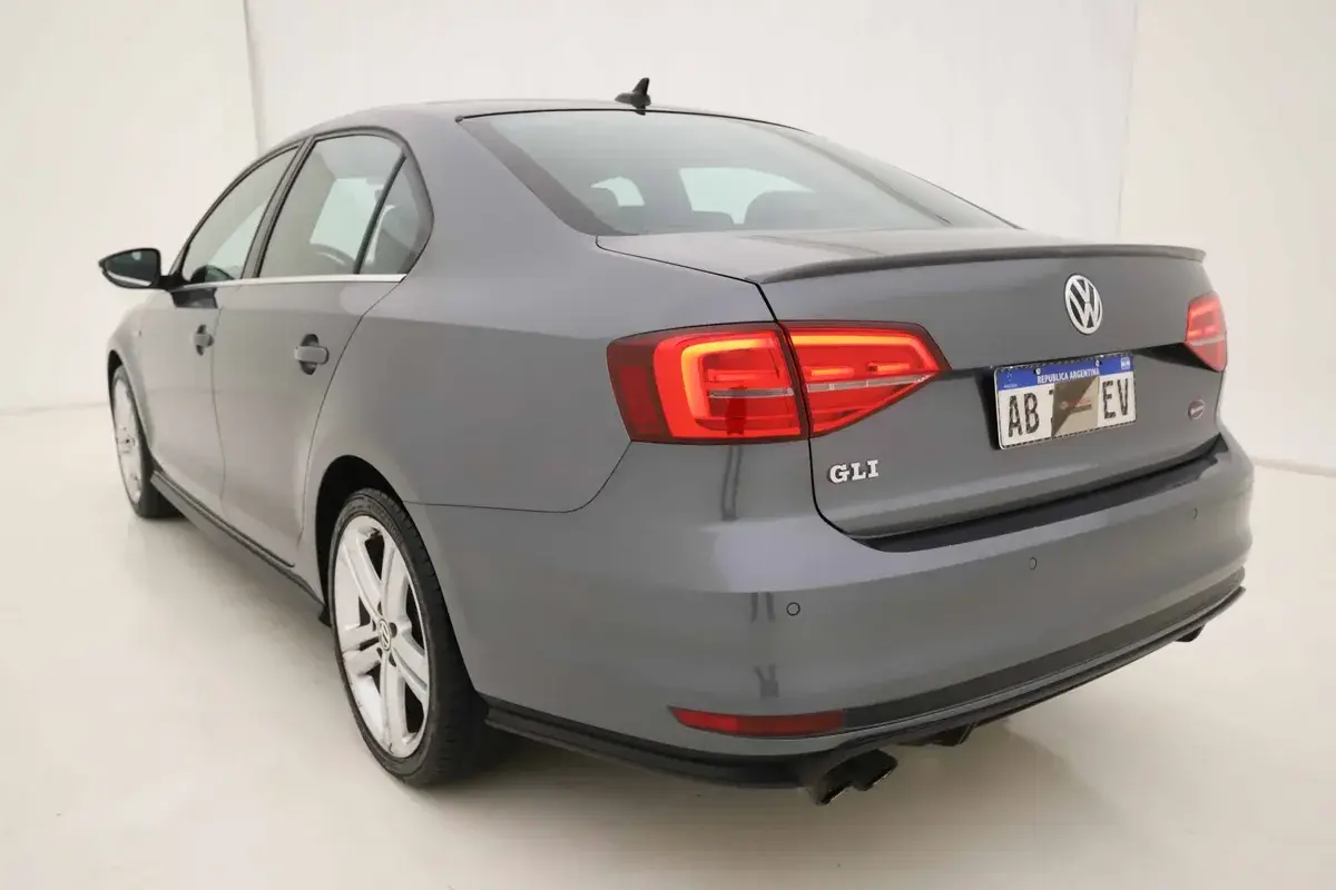 Volkswagen Vento 2.0 Tsi Gli 211Cv App Connect + Nav Dsg 2017 - foto 2