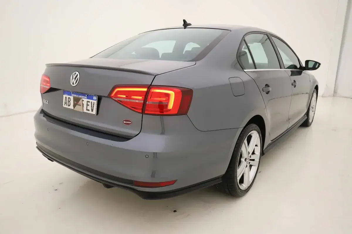 Volkswagen Vento 2.0 Tsi Gli 211Cv App Connect + Nav Dsg 2017 - foto 3