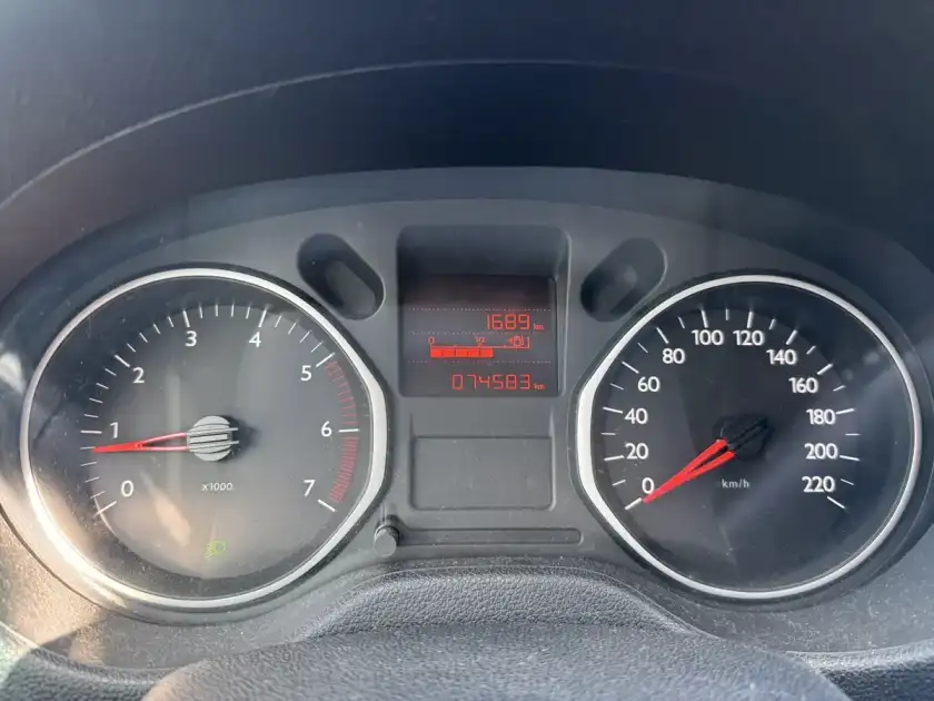 Citroën C-Elysée 1.6 Feel Vti 115 2017 - foto 3
