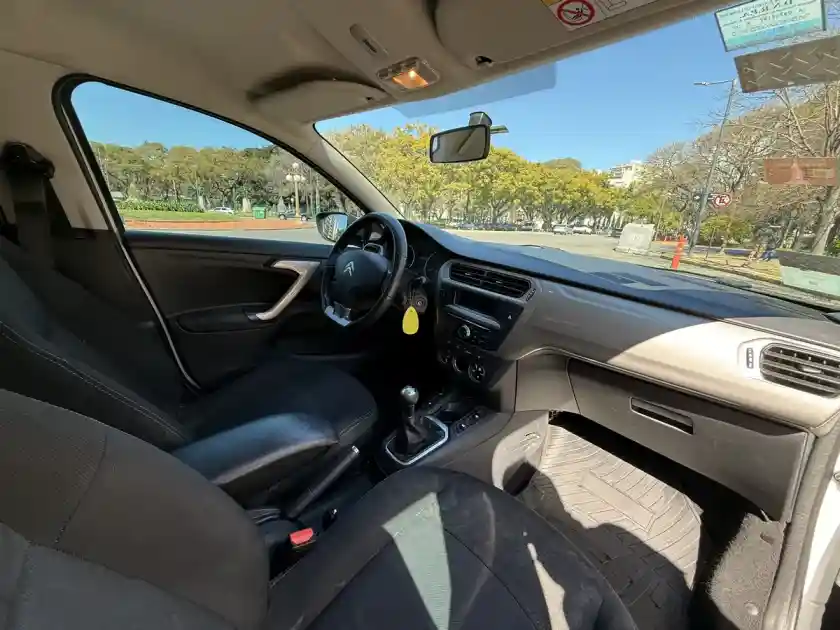 Citroën C-Elysée 1.6 Feel Vti 115 2017 - foto 5