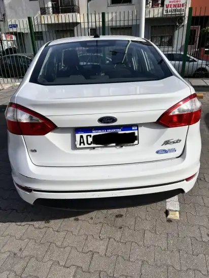 Ford Fiesta Kinetic 1.6 Sedan Se Plus 120Cv 2018 - foto 3