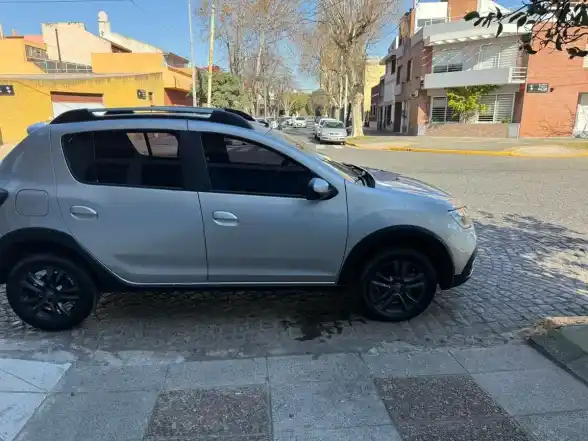 Renault Sandero Stepway 1.6 16V Zen 2022 - foto 5