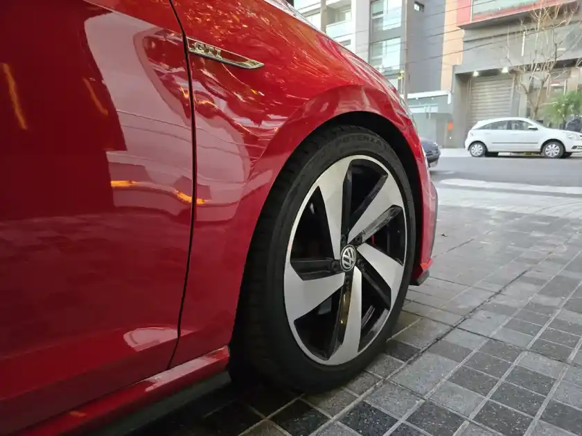 Volkswagen Golf 2.0 Gti Tsi App Connect + Cuero 2018 - foto 2