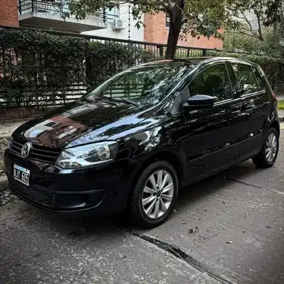 Volkswagen Fox 1.6 Highline 2011 - foto 1