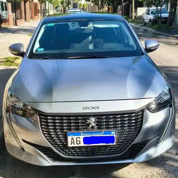 Peugeot 208 1.6L Allure Pack 2023 - foto 3