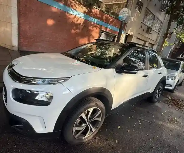 Citroën C4 Cactus 1.6 Thp 165 At6 Shine 2019 - foto 1