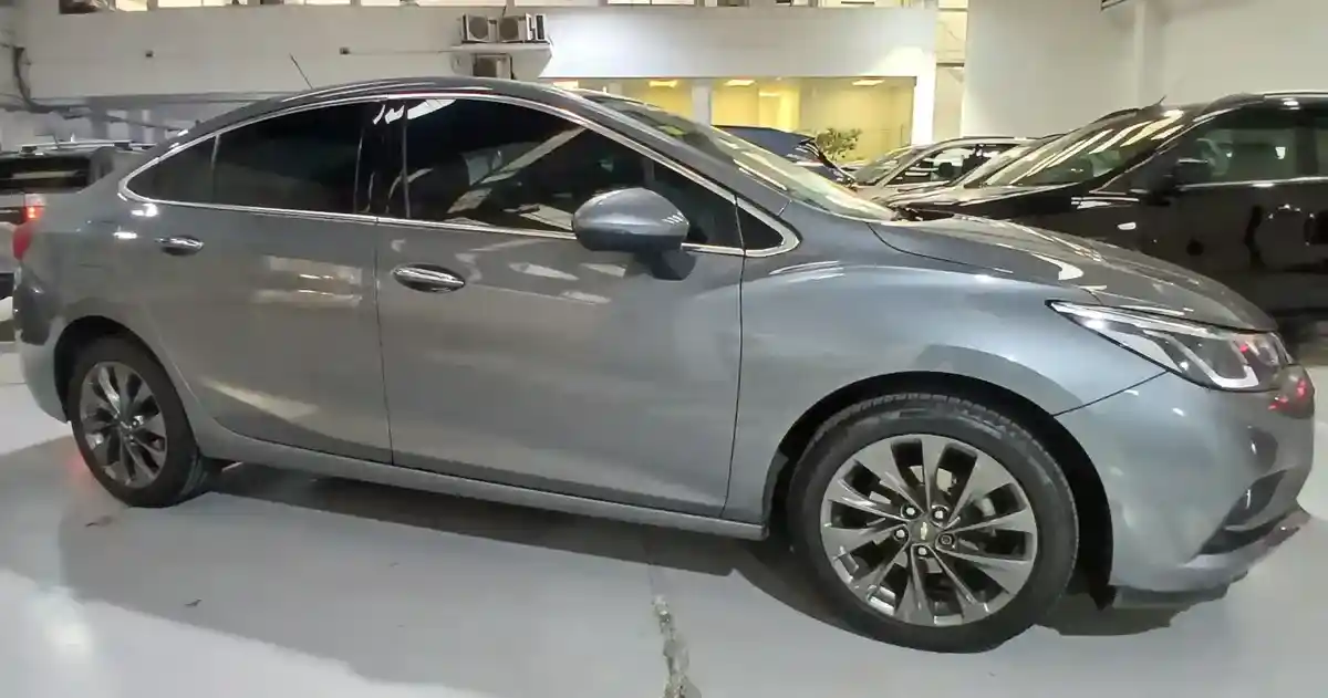 Chevrolet Cruze 1.4 Ltz At Sedan 2019 - foto 1