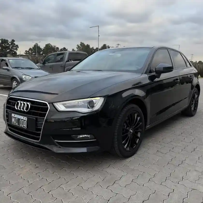 Audi A3 Sportback 1.8 T Fsi Stronic 180Cv 2013 - foto 1