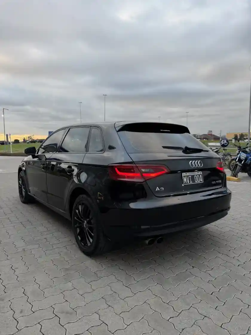 Audi A3 Sportback 1.8 T Fsi Stronic 180Cv 2013 - foto 4