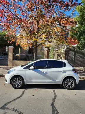 Peugeot 208 1.6 Feline 2019 - foto 3