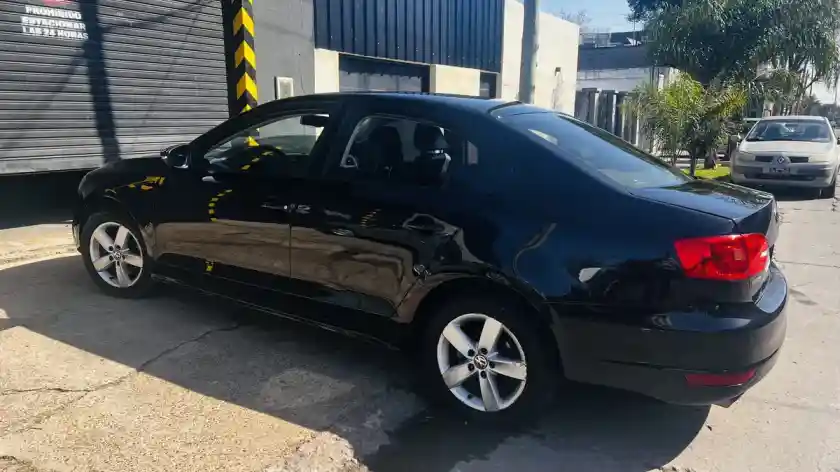 Volkswagen Vento Sedan 4 Ptas 2.5 2012 - foto 3