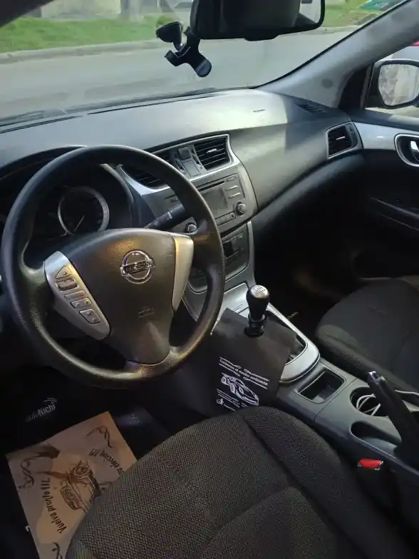 Nissan Sentra 1.8 Advance Pure Drive 2015 - foto 5