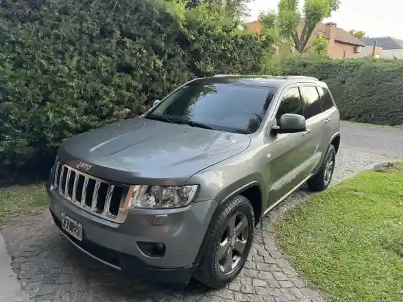 Jeep Grand Cherokee 3.6 Limited 286Hp Atx 2012 - foto 1