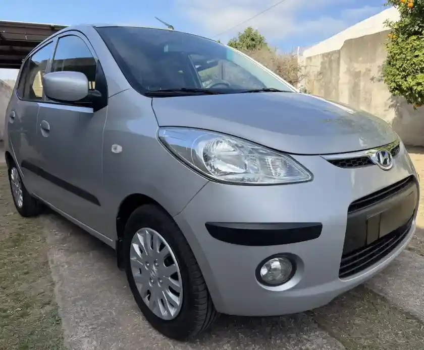Hyundai I10 1.2 Gls Seguridad L At 2011 - foto 1